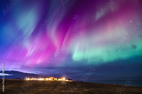 фотографія colorful northern lights in Iceland