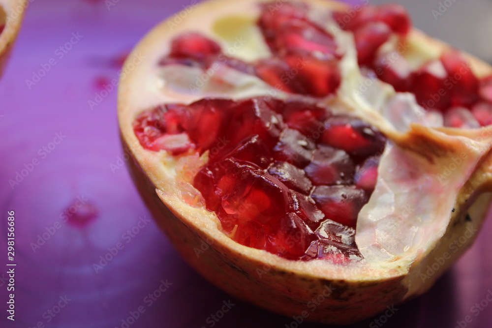 Granada partida en dos