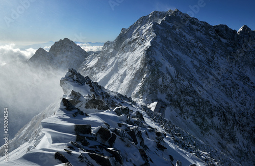 涸沢岳より新雪