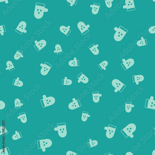 Green Oven glove icon isolated seamless pattern on green background. Kitchen potholder sign. Cooking glove. Vector Illustration