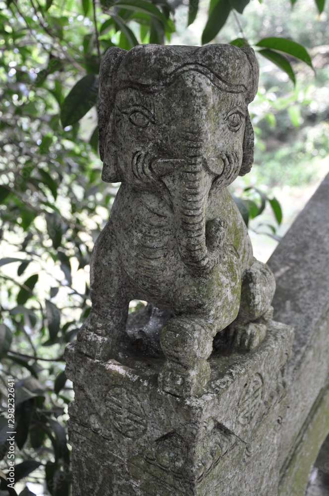 Fototapeta premium elephant statue