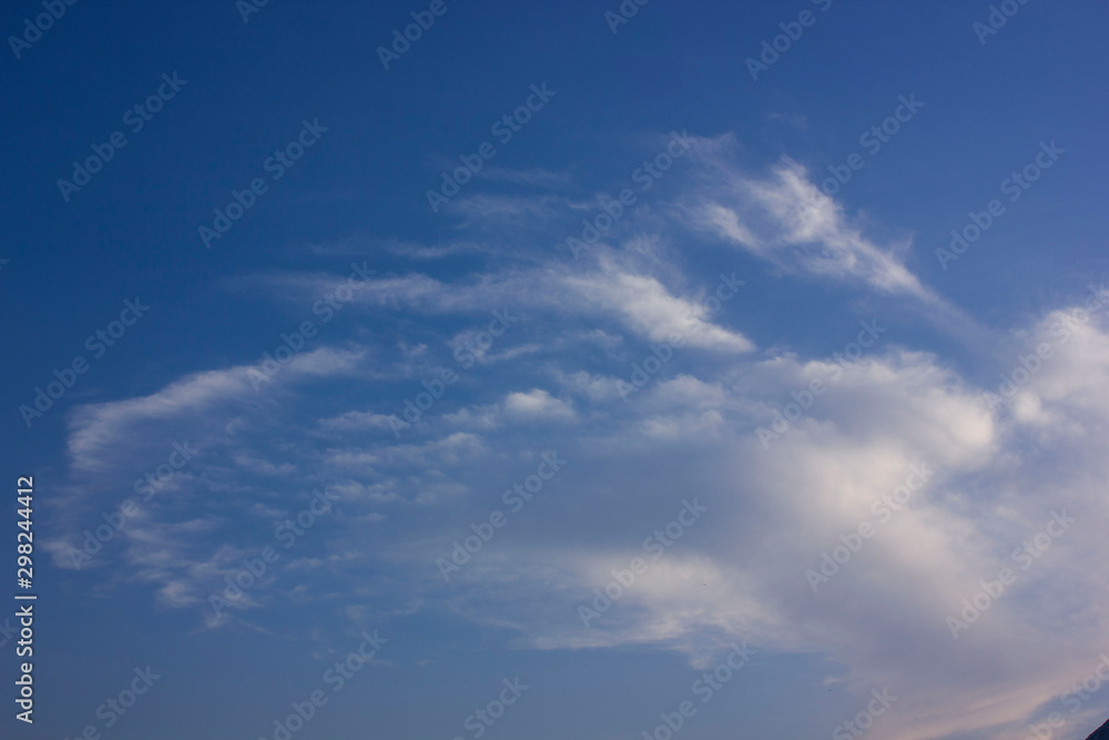 Obraz premium blue cloudy sky