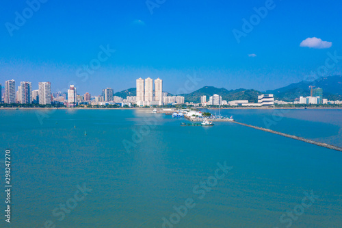 Waterfront view of CoupleS Road, Zhuhai City, Guangdong Province, China © Weiming