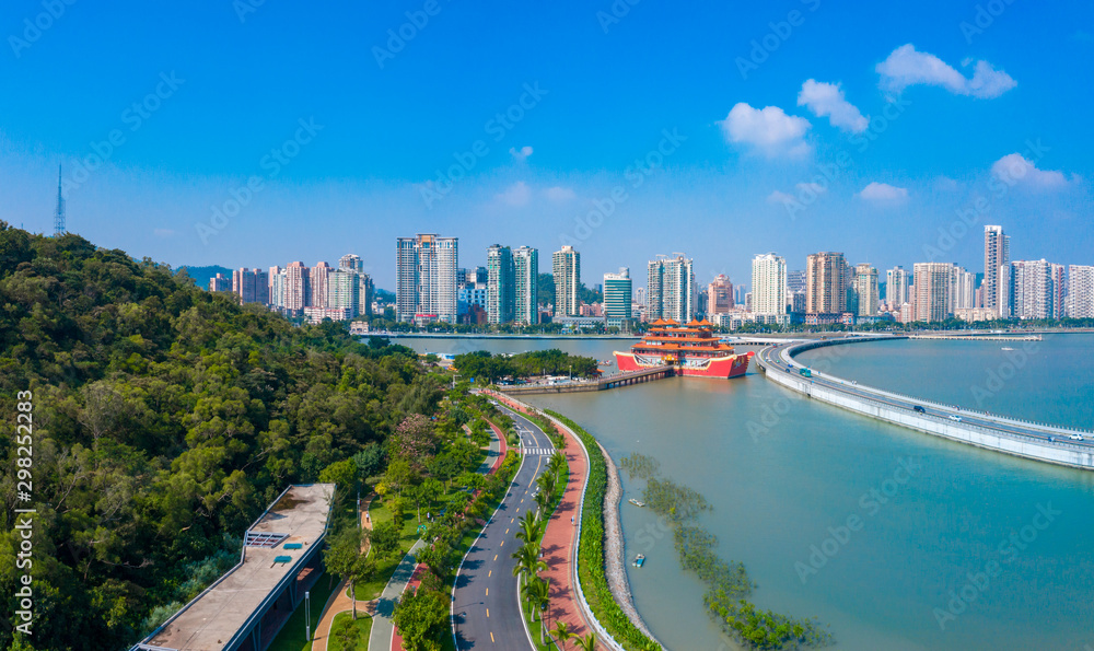 Fototapeta premium Waterfront view of CoupleS Road, Zhuhai City, Guangdong Province, China