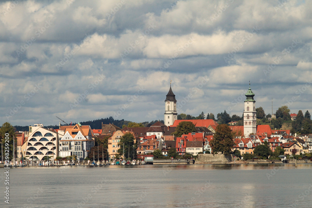 Obraz premium Blick auf die Insel Lindau im Bodensee