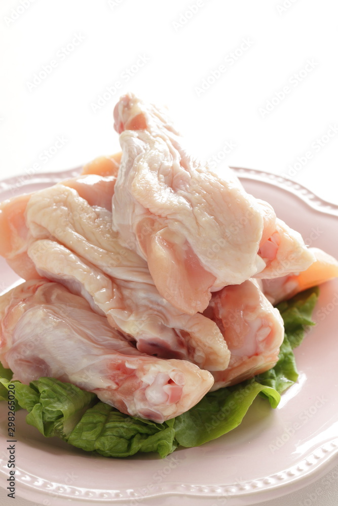 freshness chicken wing on pink dish