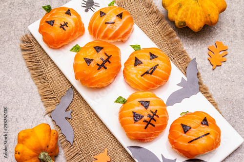 Funny Halloween Sushi Pumpkins Jack o Lantern, Sushi Monsters. Temari sushi, sushi balls. Healthy food for kids