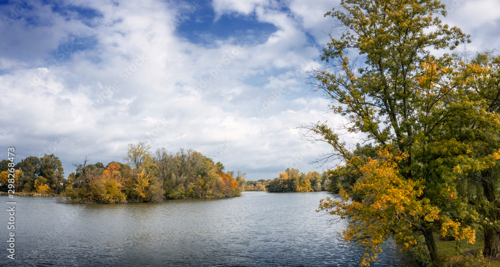 Fototapeta premium Autumn River