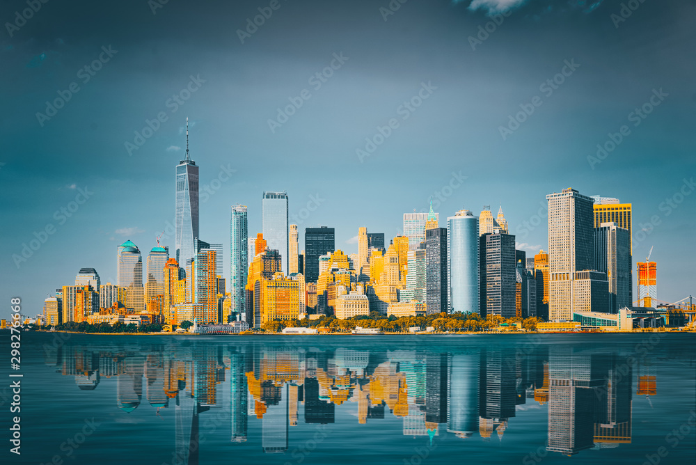 Obraz premium View from the water, from Hudson bay to Lower Manhattan. New York City Financial capital of America.