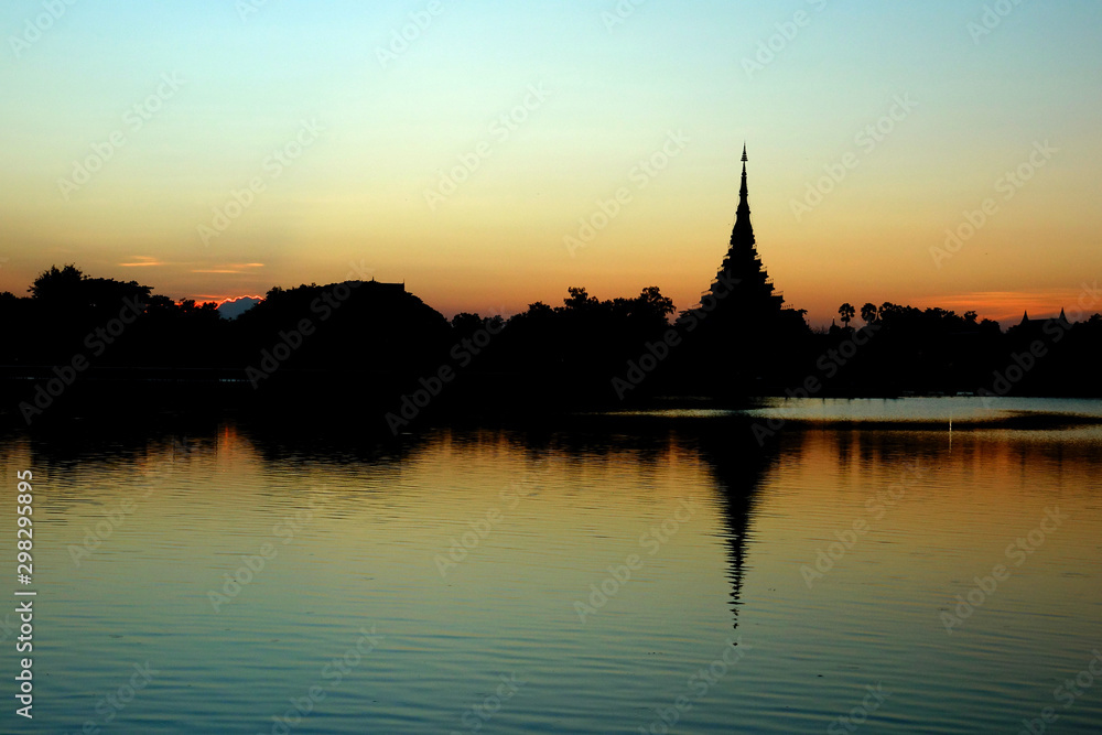 Obraz premium Thailand Khon Kaen Sunset