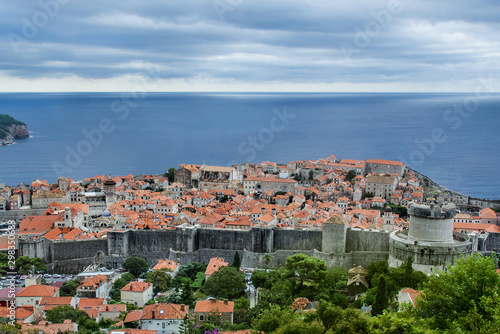 panorama miasta Dubrownik, morze Adriatyckie, Chorwacja © VinyLove Foto
