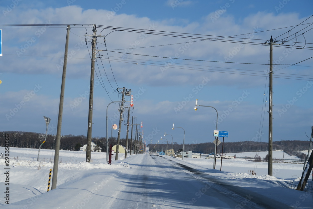 日本国北海道の冬の雪のある風景