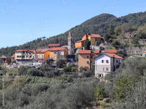 Blick nach Marmoreo in Ligurien