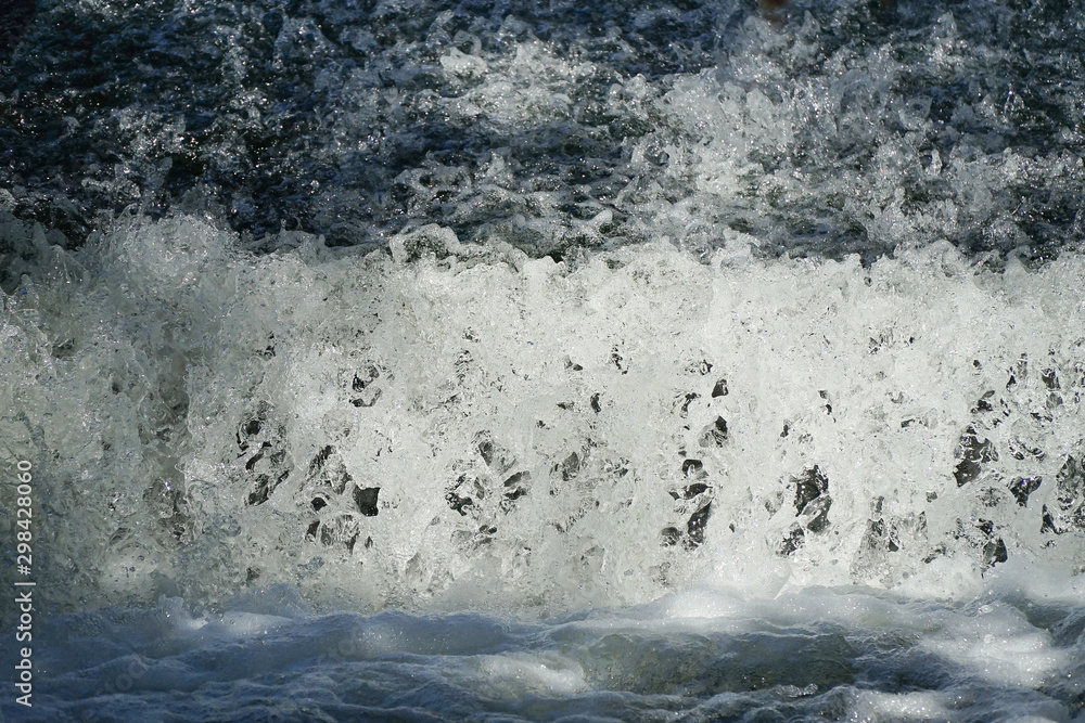 Obraz premium Schäumendes Wasser