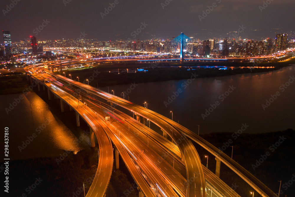 Taiwan, New Taipei City, the beautiful twists and turns of the river, reflecting the sky, bridges, city beautiful scenery.