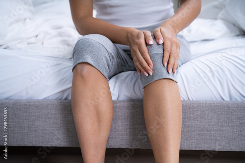 Vászonkép Woman Suffering From Knee Pain