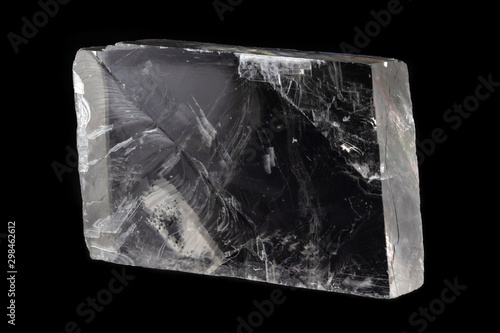 Obraz na plátně Iceland spar (also known as transparent calcite) mineral from Mexico, isolated o