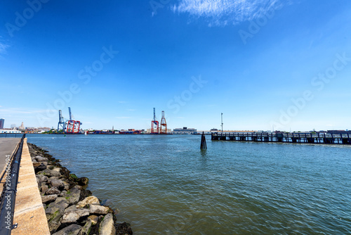 Panoramic view from Governors Island, NYC © dade72