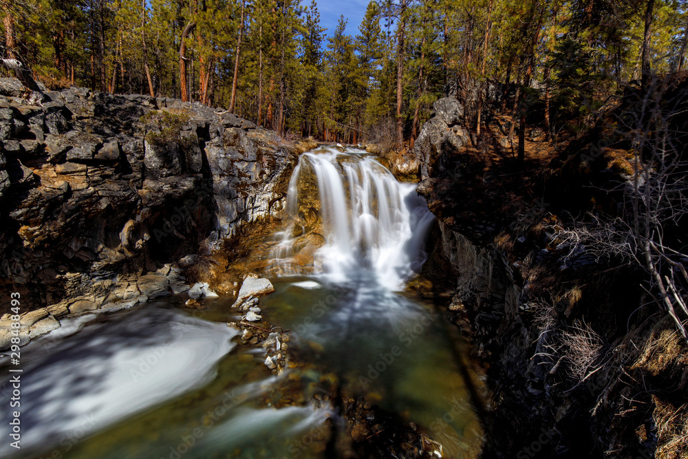 McKay Falls near Bend, Oregon McKay Falls near Bend, Oregon