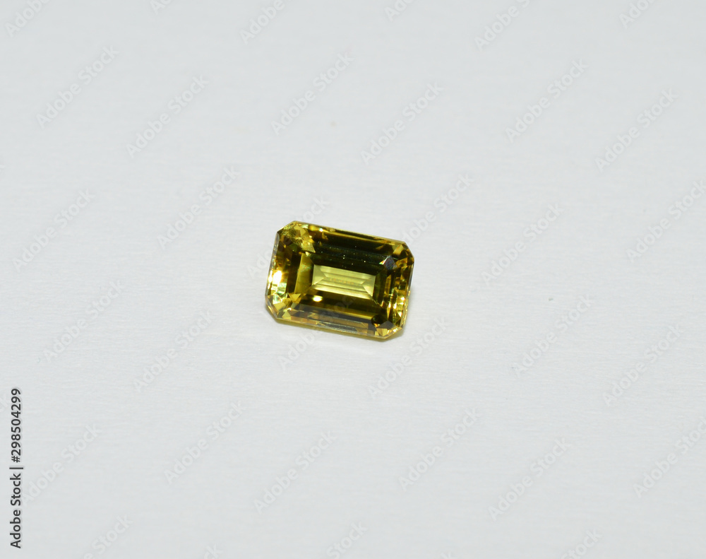 Yellow Sapphire facet cut gemstone Yellow Sapphire facet cut gemstone