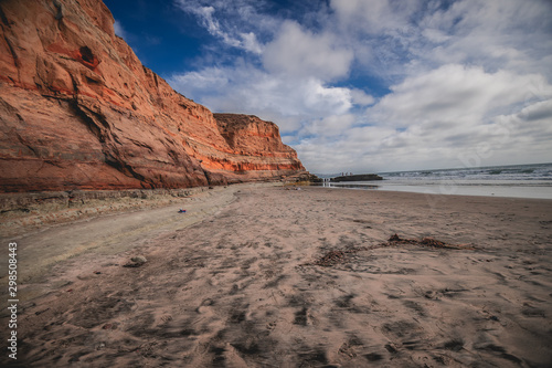 Foto The cliffs at Torrey Pines State Beach in La Jolla, San Diego, California, USA