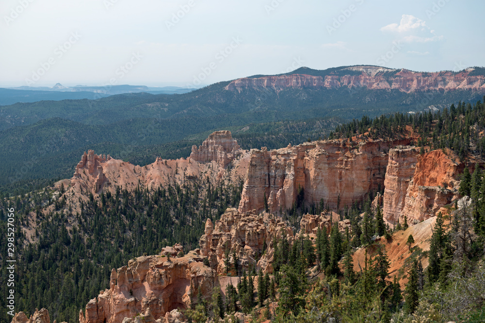 Wide view over mountains at Bryce Canyon