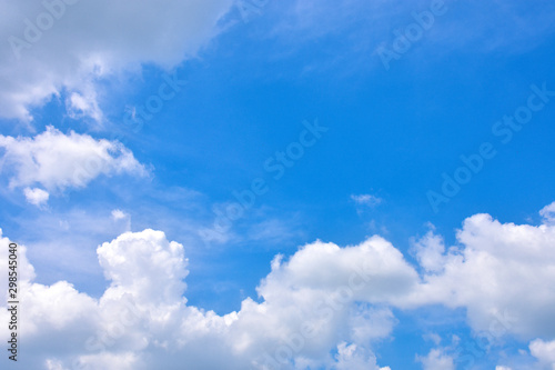 Fototapeta Naklejka Na Ścianę i Meble -  Bright blue skies and slight clouds.