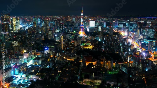 Wallpaper Mural 東京　夜景　タイムラプス　摩天楼のビル群と街並み Torontodigital.ca