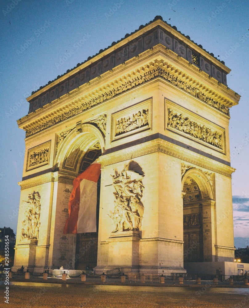 ARC DE TRIOMPHE