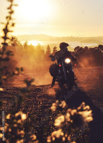Biker and sunset © Art_Kevorkov