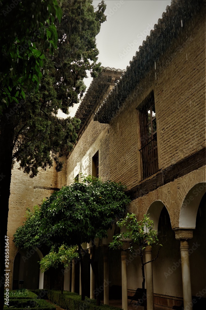 old building in alhambra