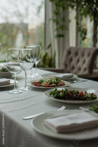 served table in restaurant