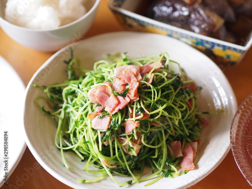 豆苗炒め