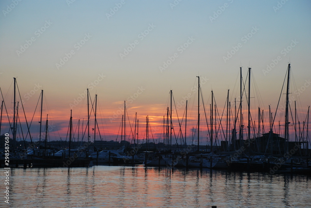 Tramonto sulla darsena