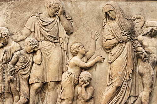 Cimitero acattolico del Testaccio a Roma © misterbike