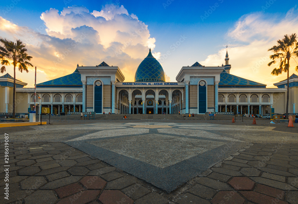The second largest mosque in Indonesia - Masjid Nasional Al Akbar