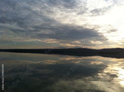 Reflet coucher de soleil Lac de madine photo