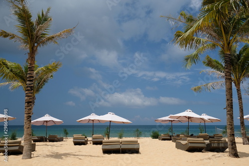Vietnam Phu Quoc Duong Dong Long Beach - beach place to relax with sun umbrellas © Marko