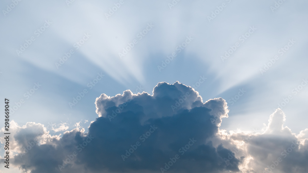 sky and sun-rays behind clouds - obrazy, fototapety, plakaty 