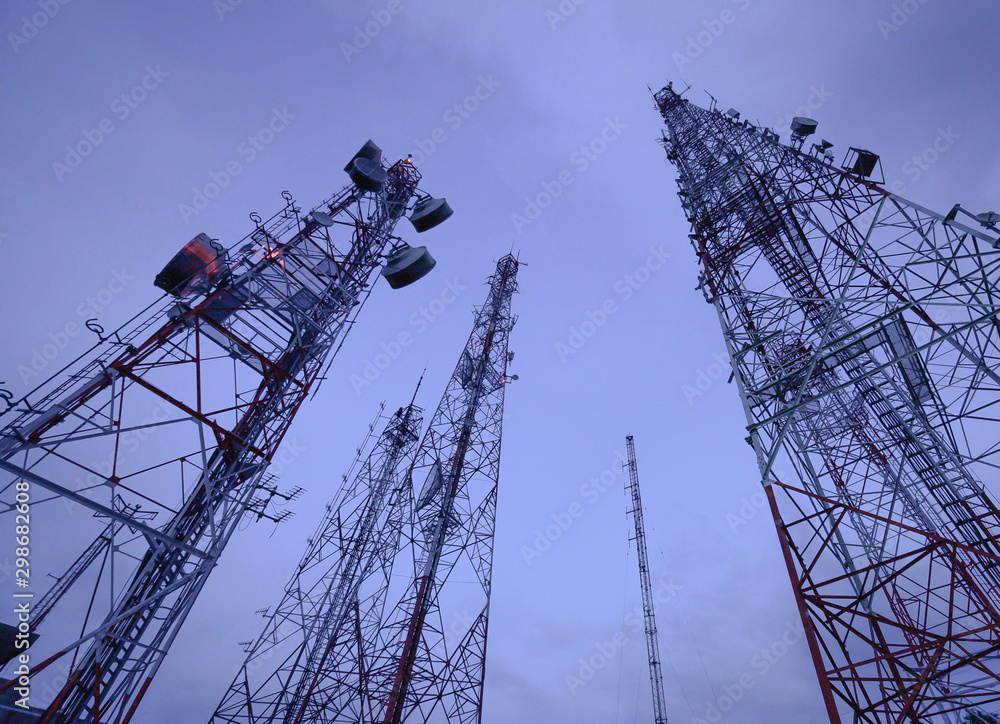 telecommunication mast TV antennas wireless technology telecommunication mast TV antennas wireless technology