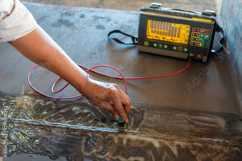 Step to Non-Destructive Testing(NDT) of welding with process Ultrasonic testing (UT).