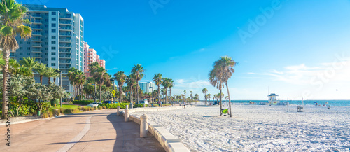 Fototapeta Naklejka Na Ścianę i Meble -  Clearwater beach with beautiful white sand in Florida USA