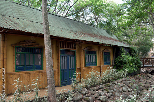  Old house in the countryside