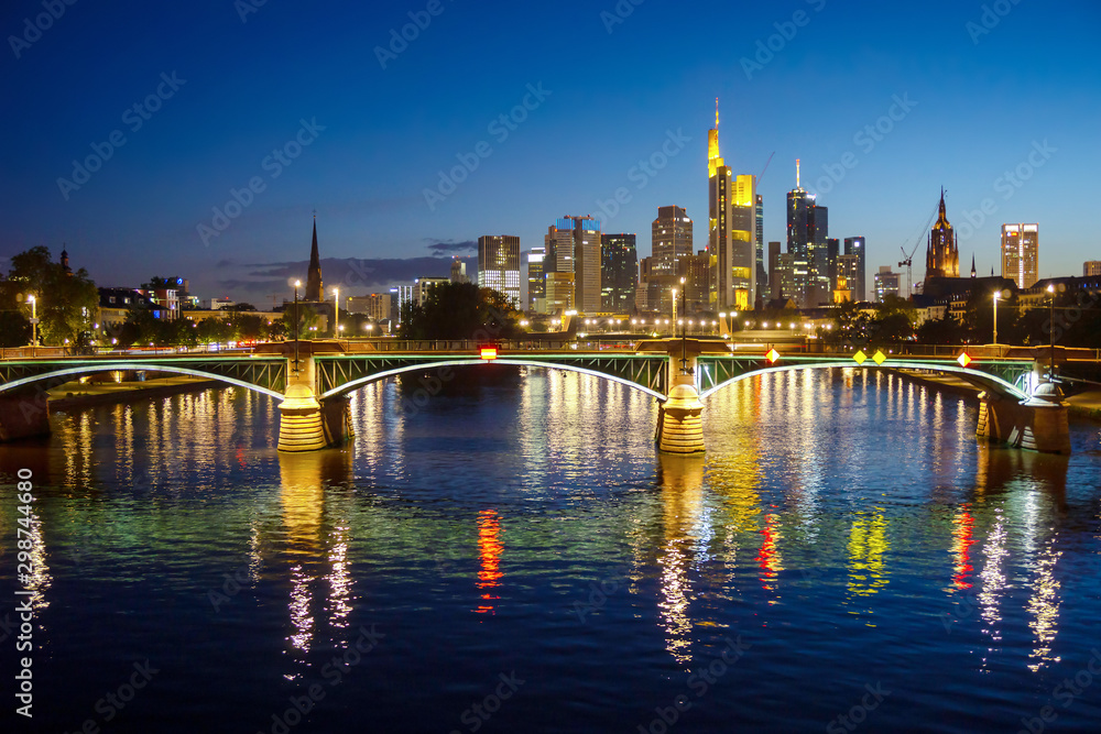 Skyline of Frankfurt am Main Skyline of Frankfurt am Main