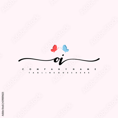 Initial OI with a butterfly on the handwriting Logo vector. Letter Logo Handwriting Template. two blue and ping butterflies