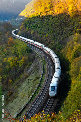 Bild auf Leinwand Intercity Express Eisenbahn Schnellzug Geislinger Steige Bahnstrecke Deutschland