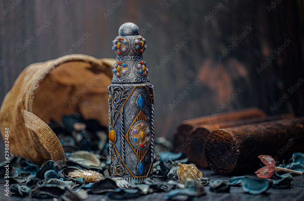 Arabian Oud Perfume / Arabian Oud Perfume, luxury Perfume, arabic