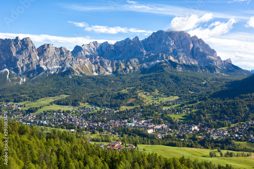 Fototapeta Naklejka Na Ścianę i Meble -  Cortina D'Ampezzo, Dolomite, Alps, Veneto, Italy, Europe