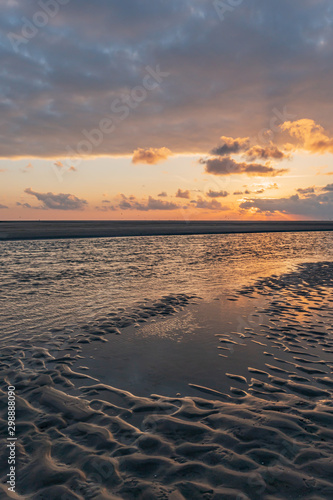 Sonnenuntergang am Meer     Nordsee  Niederlande