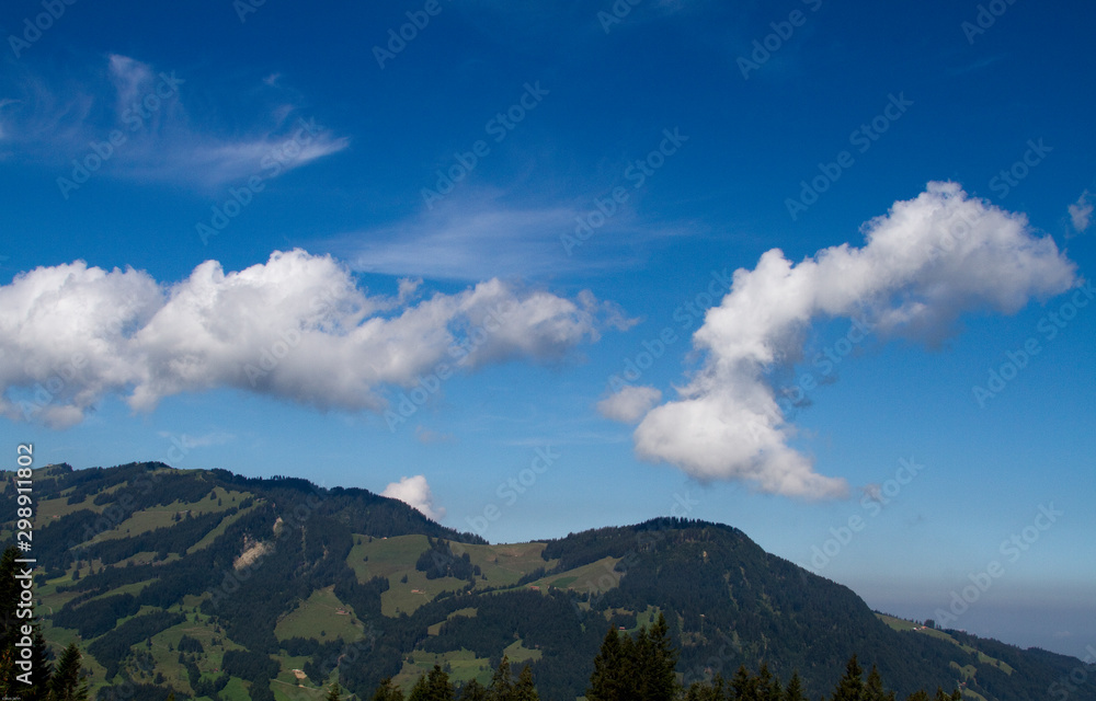 Fototapeta premium Wolken über der Zentralschweiz